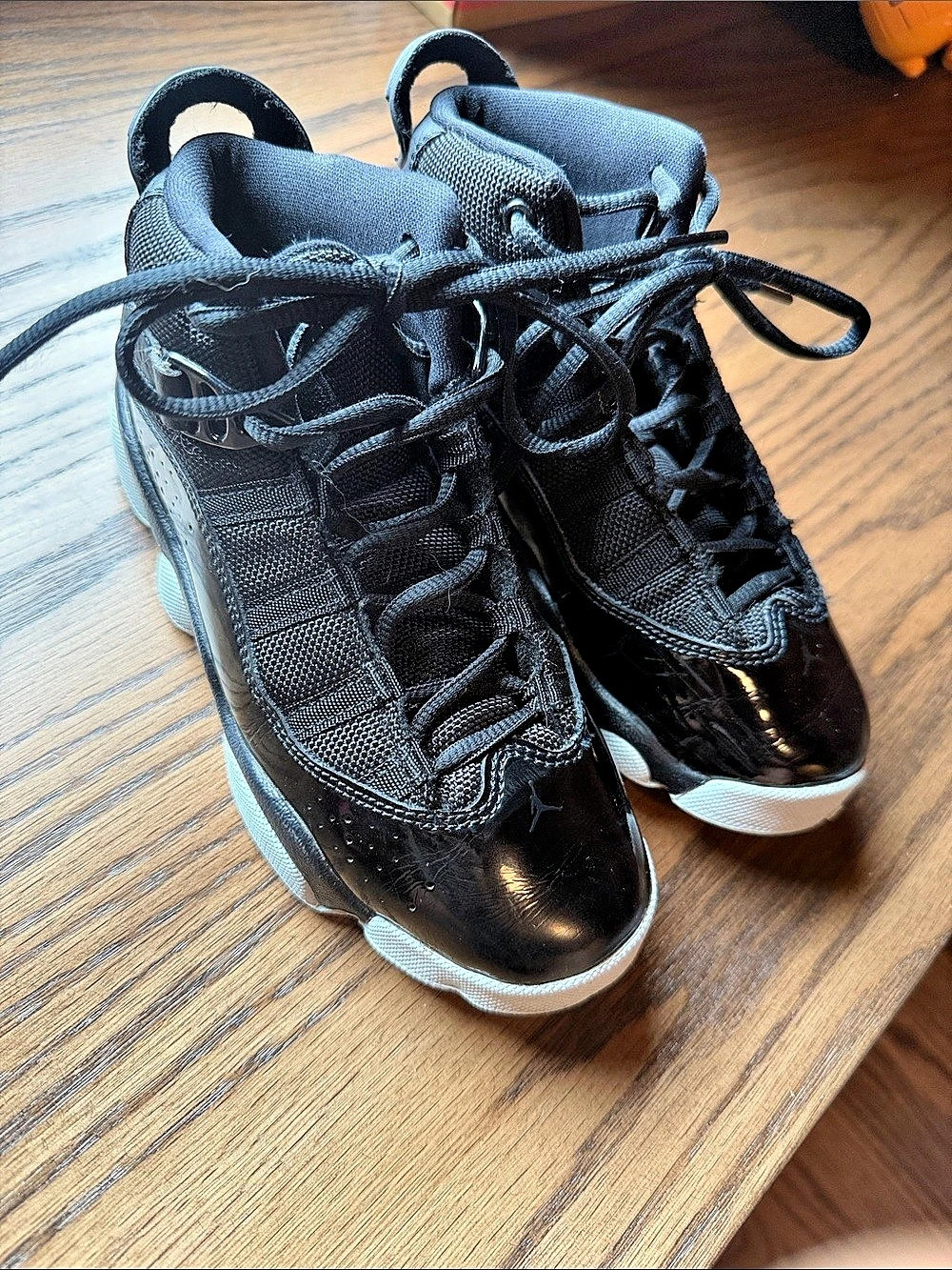 Jordan 13 Retro Youth Sneakers US 13 Black & White